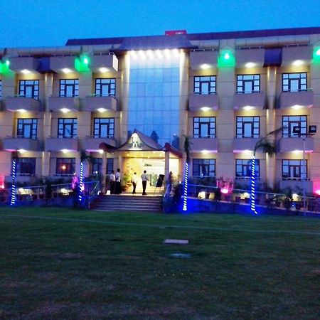Hotel Le Grand Regency Greater Noida Exterior foto