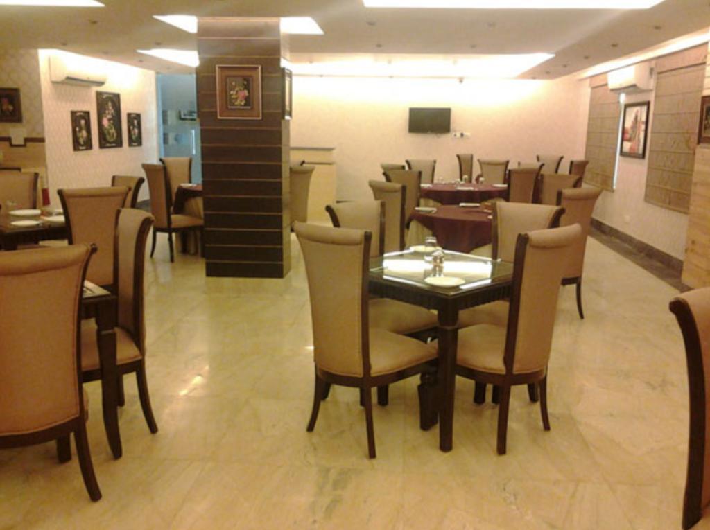 Hotel Le Grand Regency Greater Noida Exterior foto