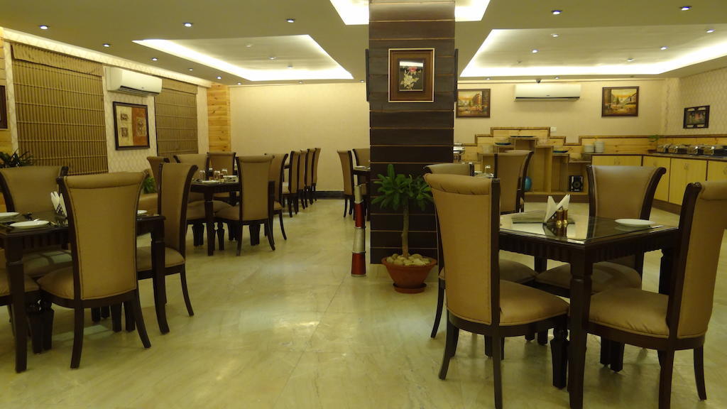 Hotel Le Grand Regency Greater Noida Exterior foto