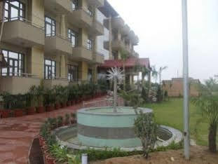 Hotel Le Grand Regency Greater Noida Exterior foto